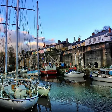 Stunning Yacht Sea Lion In Charlestown Harbour, Cornwall