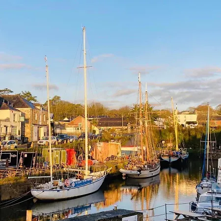 Úszó hotel Stunning Yacht Sea Lion In Charlestown Harbour, Cornwall Charlestown